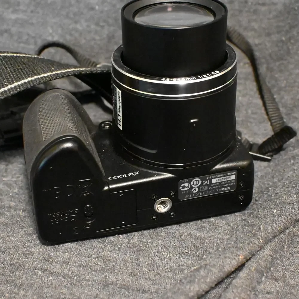 Nikon COOLPIX L120 14.1MP 21x Zoom Digital Camera TESTED